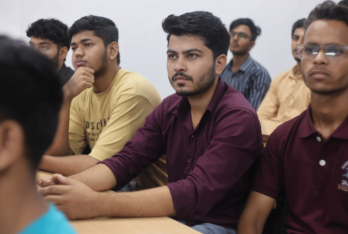 Vivekananda Global University collaborating with NIAT Students photo 5